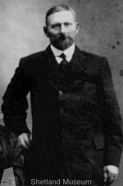 Thomas Isbister, the Swan skipper,1900 to 1905