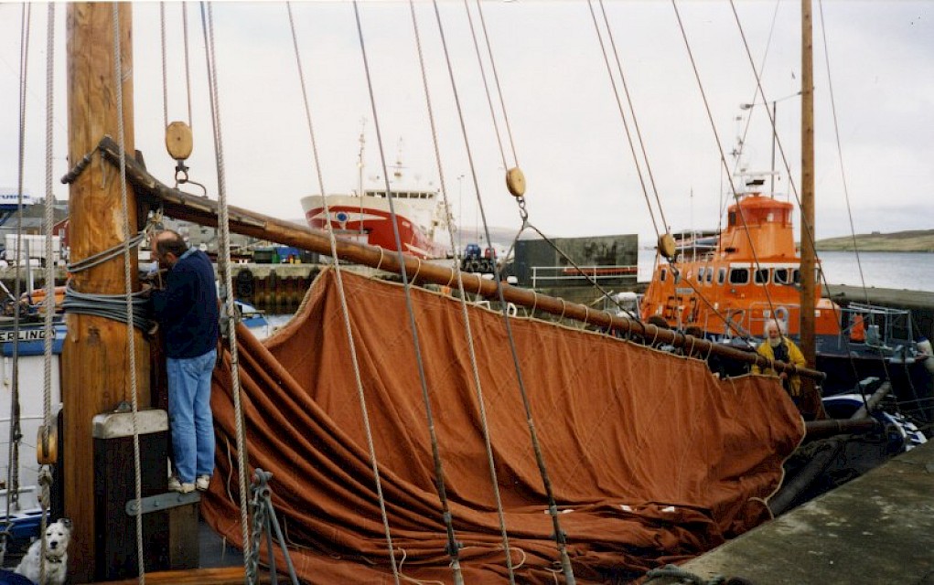 Robert Wishart & Tammie Moncrieff bending on sails for first time