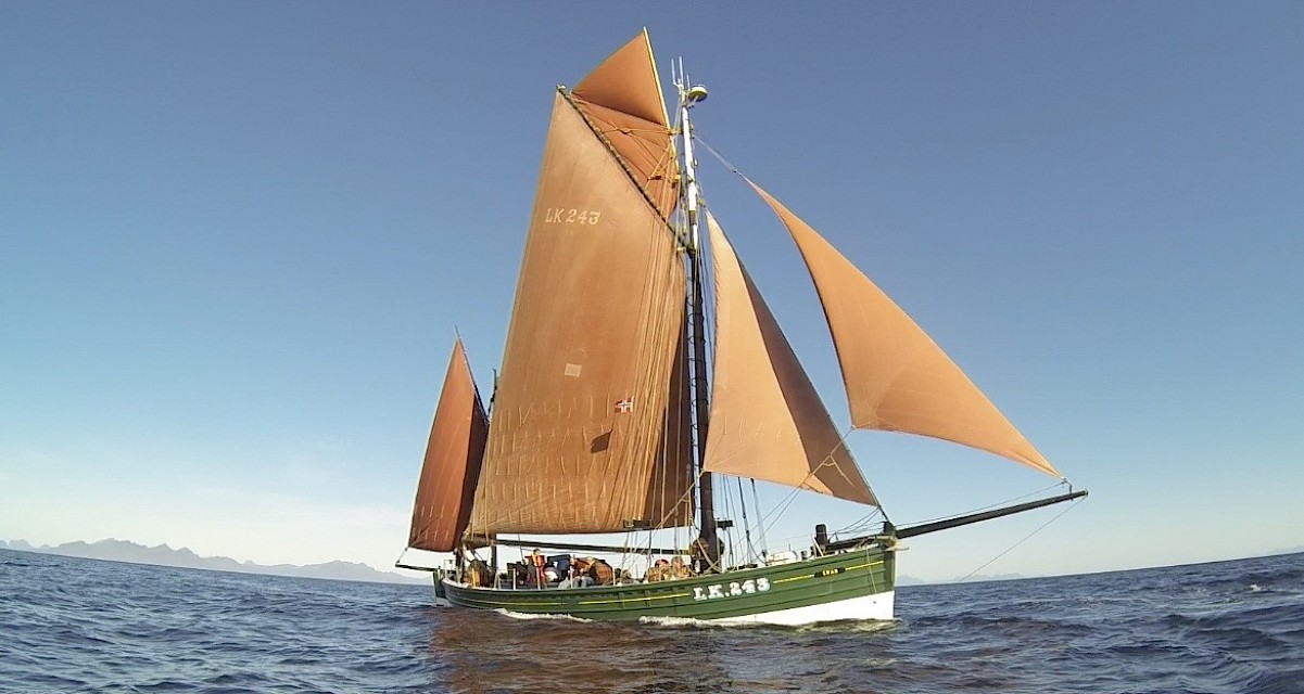 The Swan under full sail