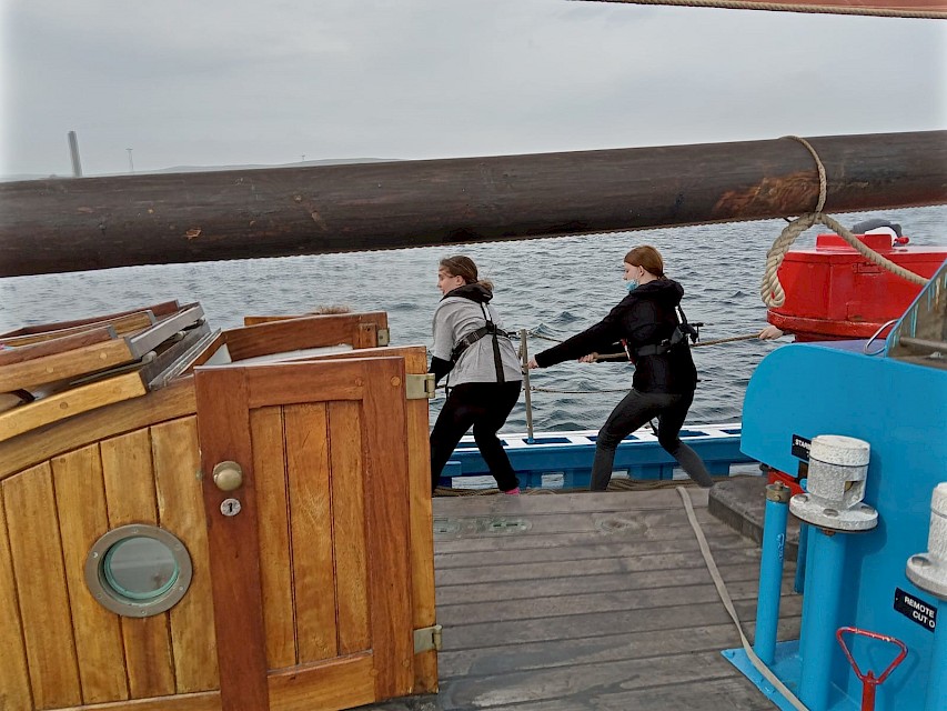 Secondary 3 pupils hauling away