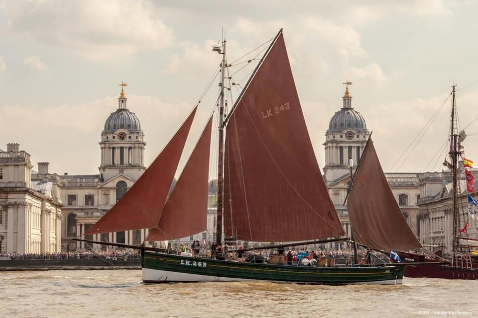 Swan passing the National Maritime Museum at Greenwich as part of the circumnavigation to the UK in 2012